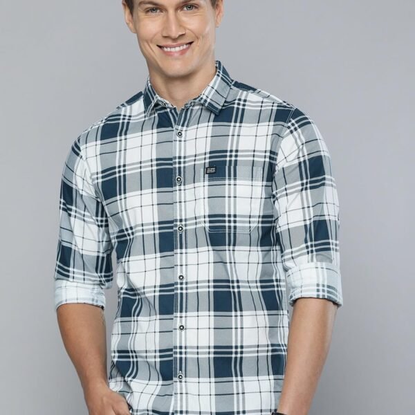 Men's Cotton Slim Fit Checkered Full Sleeves Cutaway Collar Casual Shirt