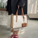 stylish and trandy tote bag| handbag for women| ladies purse| pirse for women | fancy bag | laptop bag | gift for girls | sling bags | office bags for women | collage bag for girls - Image 4